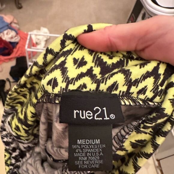 2/$15 Rue 21 Yellow and Black strapless dress - Picture 2 of 2